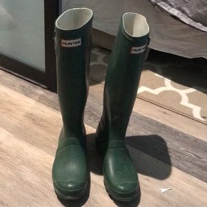 Hunter Rain Boots - Green, Size 8